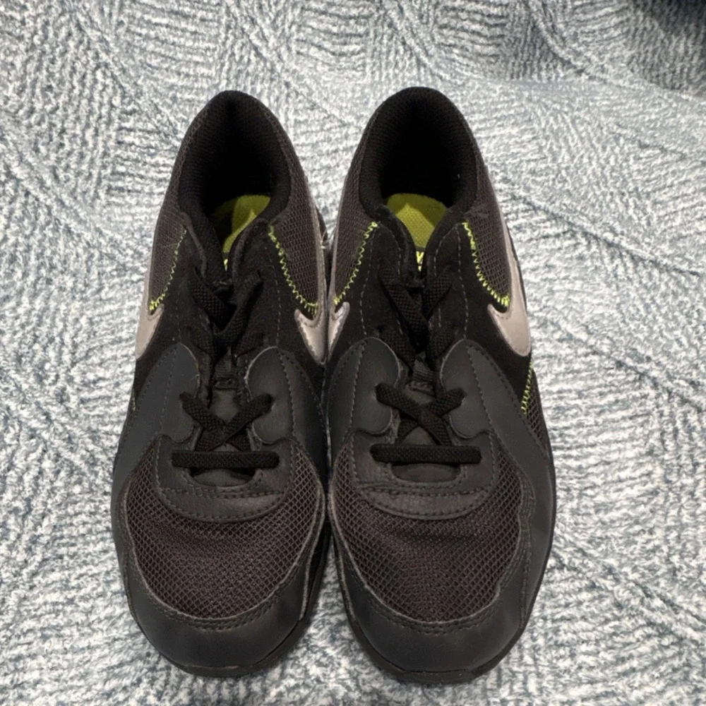 Nike Air Max Boys Sneakers Black Yellow Silver Mesh US 3Y CD6892-010